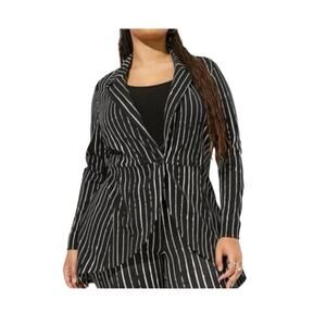 Torrid Disney women's size 3 3x Nightmare before Christmas jack blazer black whi